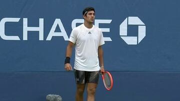 Garin vuelve al triunfo y avanza a segunda ronda del US Open