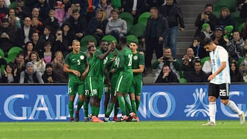 Nigeria&#039;s players celebrate the team&#039;s second goal during an international friendly football match between Argentina and Nigeria in Krasnodar on November 14, 2017. / AFP PHOTO / Mladen ANTONOV