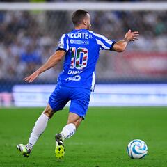 Sergio Canales llegó a cinco goles con Rayados
