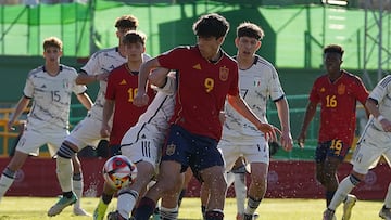 Partido de España Sub-17-Italia Sub-17 en Los Barrios.