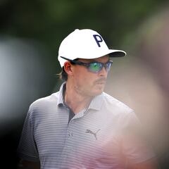 How much prize money does the winner get at the 2024 Wells Fargo Championship?