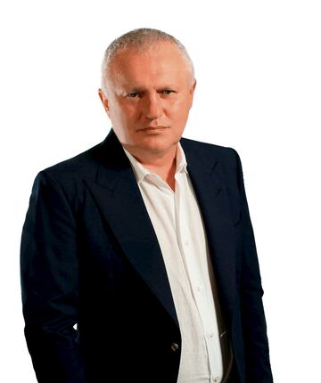 El presidente del Dinamo de Kiev es Igor Surkis. Nacido en 1958 en Kiev, fue vicepresidente entre 1998 y 2002 y ostenta la presidencia del club desde junio de 2002.