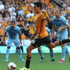 En Wolves alaban a Jiménez por su forma de cobrar penales