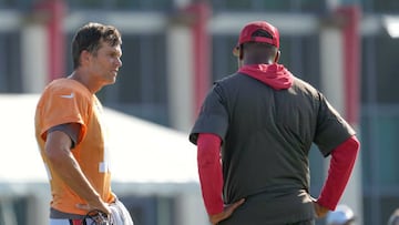 TAMPA, FL - AUG 06: Tampa Bay Buccaneers quarterback Tom Brady (12) during the Tampa Bay Buccaneers Training Camp on August 06, 2022 at the AdventHealth Training Center at One Buccaneer Place in Tampa, Florida. (Photo by Andrew Bershaw/Icon Sportswire via Getty Images)