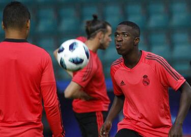 Nine clubs queuing up hoping to secure Vinicius on loan