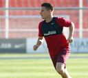Gameiro se retira a los 10 minutos y se perderá el derbi