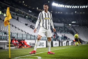 El jugador portugués es uno de los mejores delanteros de la historia del fútbol. Es rápido, hábil y con una gran fuerza de disparo. En el juego aéreo destaca por su gran salto, llegando a veces hasta casi los tres metros.