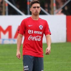 Un juvenil de Rosario Central destaca en nómina de Chile Sub 17