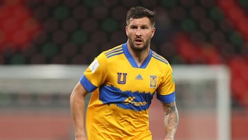 Gignac: "Mexicans are their worst own enemies"