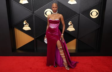 Tiara Kelly posa en la alfombra roja.