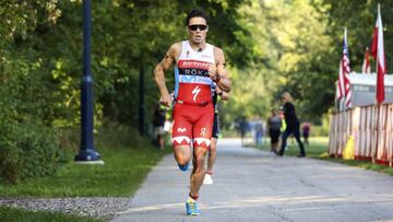 Javier Gómez Noya durante un triatlón.