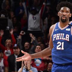 Embiid dona dinero para hacer test al personal sanitario