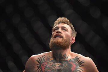 El combate entre McGregor y Khabib en imágenes