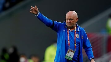 FILE PHOTO: Soccer Football - Arab Cup - Group D - Lebanon v Algeria - Al Janoub Stadium, Al Wakrah, Qatar - December 4, 2021 Lebanon coach Ivan Hasek REUTERS/Amr Abdallah Dalsh/File Photo