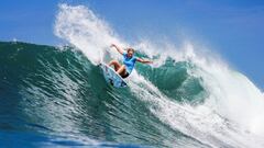 Stephanie Gilmore durante el Corona Bali Protected del CT de la WSL.