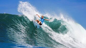 Stephanie Gilmore durante el Corona Bali Protected del CT de la WSL.