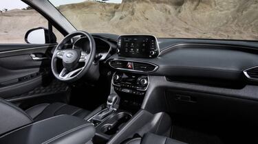Hyundai Santa Fe 2021, a prueba: ¿es una de las mejores camionetas medianas?