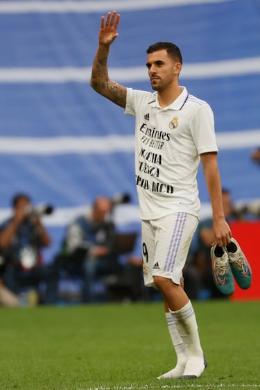 Media plantilla en el aire