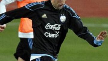 El Inter iría a por Higuaín o Benzema si Milito se marcha al Madrid