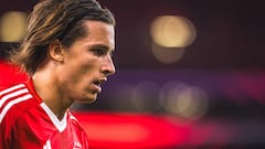 Real Madrid hatch plot with Manchester United to resolve left-back dilemma