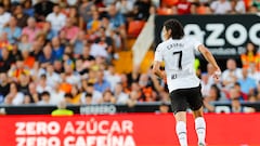 Cavani en su debut en Mestalla