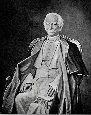 Vincenzo Gioacchino Raffaele Luigi Pecci. Conocido por su enc赤clica Rerum Novarum, que abord車 la cuesti車n social y los derechos de los trabajadores.