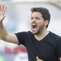 Nicolás Larcamón se siente halagado por un posible interés de América