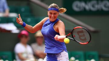 Kvitova wins in impressive comeback after knife attack