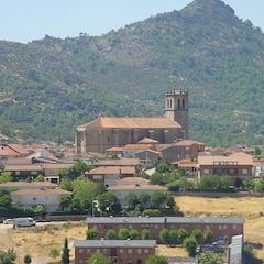 El pueblo a una hora de Madrid con chalets independientes y piscina desde 200.000 euros