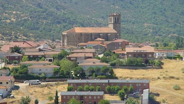 El pueblo a una hora de Madrid con chalets independientes y piscina desde 200.000 euros