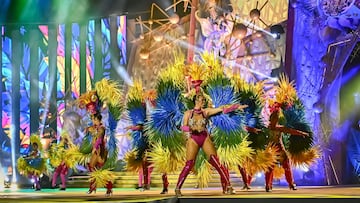 Varias personas actúan durante la gala de la Reina del Carnaval de Las Palmas de Gran Canaria 2024, a 9 de febrero de 2024, en Las Palmas de Gran Canaria, Canarias (España). El Carnaval de Las Palmas de Gran Canaria escoge a su Reina para este 2024, entre las trece candidatas que optan a serlo. En ‘los carnavales del mundo’ se reúnen por primera vez las reinas del carnaval de Las Palmas de Gran Canaria, Santa Cruz de Tenerife, Barranquilla, Venecia y Río de Janeiro. El artista invitado que actúa  en la gala es Justin Quiles.
09 FEBRERO 2024;CARNAVAL;DISFRACES;FIESTA;PALMAS;CANARIAS;ISLAS;REINA;CARNAVALES;
Europa Press Canarias
09/02/2024