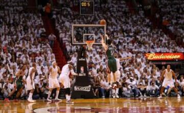 Miami Heat - Milwaukee Bucks, partido de la NBA perteneciente a los Playoffs de la Conferencia Este.