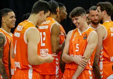 De Larrea: “Mis referentes siempre han sido Ricky y Chacho”