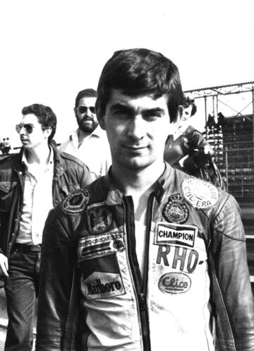 El valenciano se estrenó como piloto federado en 1971 siendo menor de edad, aunque hasta el año siguiente no volvió a competir por la oposición de su padre.
Su debut oficial en el Campeonato del Mundo fue en 1973. 