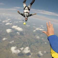 Una paracaidista sobrevive de milagro a una caída de más de 1.500 metros de altura