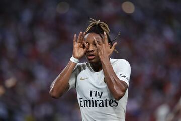 PSG 1-0 Atl¨¦tico de Madrid | Kurzawa remat¨® en el ¨¢rea y el rechace de Juanfran qued¨® en el punto de penalti para que Nkunku definiese s¨®lo ante Ad¨¢n.