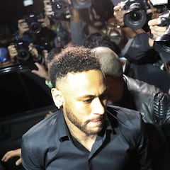 En París avisan: Neymar no tiene todavía curado su pie derecho