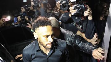 En Par¨ªs avisan: Neymar no tiene todav¨ªa curado su pie derecho