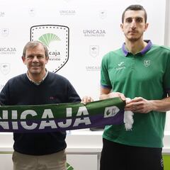 "Fotis Katsikaris es nuestro entrenador y estamos con él"