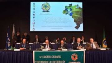 EN GRANDE. Blatter preside la faraónica inauguración del Congreso