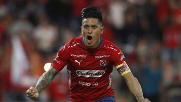 Germán Cano celebrando el primer tanto del compromiso.