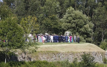 La celebración tuvo lugar en los jardines de la finca Camiño da Serpe de Pepe Vieira en la localidad pontevedresa de Poyo. 