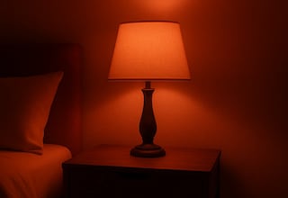 El insomnio pasa a mejor vida con la luz roja para dormir: conciliarás el sueño rápidamente
