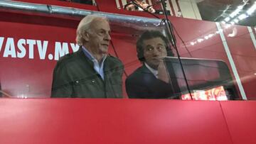 Fue anunciado con bombo y platillo como analista invitado a la transmisión por Chivas TV. Sin embargo, poco duró el gusto.