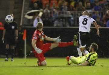 1-0. Feghouli marcó el primer tanto.