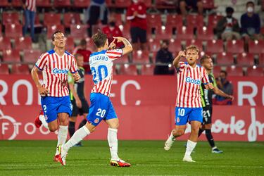 Lozano, más aguerrido… y goleador