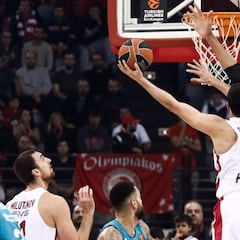 El Madrid cae en la prórroga en la batalla de El Pireo