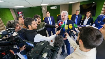 Manolo Vizcaíno en el brindis navideño para los medios en el Nuevo Mirandilla.