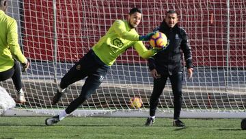 Bernabé, en un entrenamiento con el Nàstic.