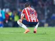 Javier Chicharito Hernandez of Guadalajara during the quarter-final second match between Cruz Azul and Guadalajara as part of the Liga BBVA MX, Torneo Apertura 2025 at Olimpico Universitario Stadium, on November 30, 2025 in Mexico City, Mexico.